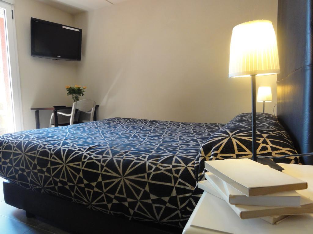 Fonda Matia Hotel Bellver De Cerdanya Phòng bức ảnh
