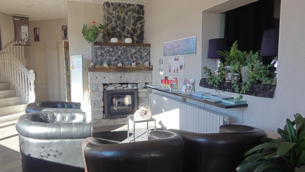 Fonda Matia Hotel Bellver De Cerdanya Ngoại thất bức ảnh