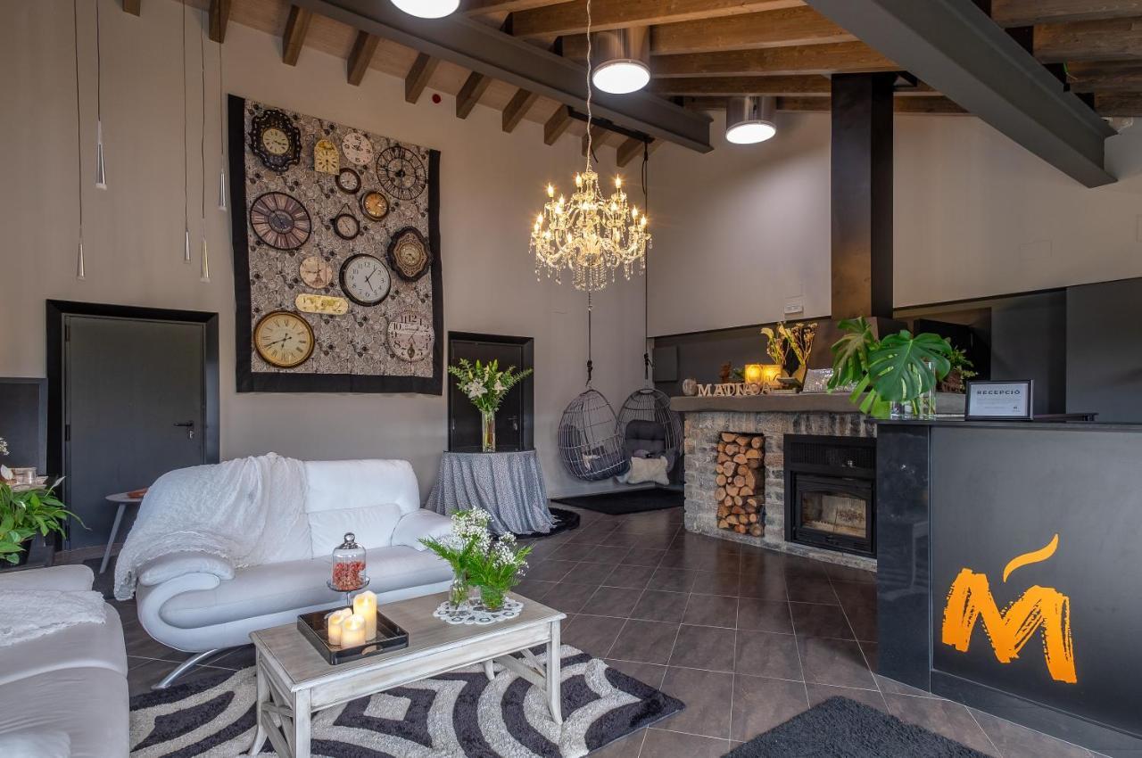 Fonda Matia Hotel Bellver De Cerdanya Ngoại thất bức ảnh