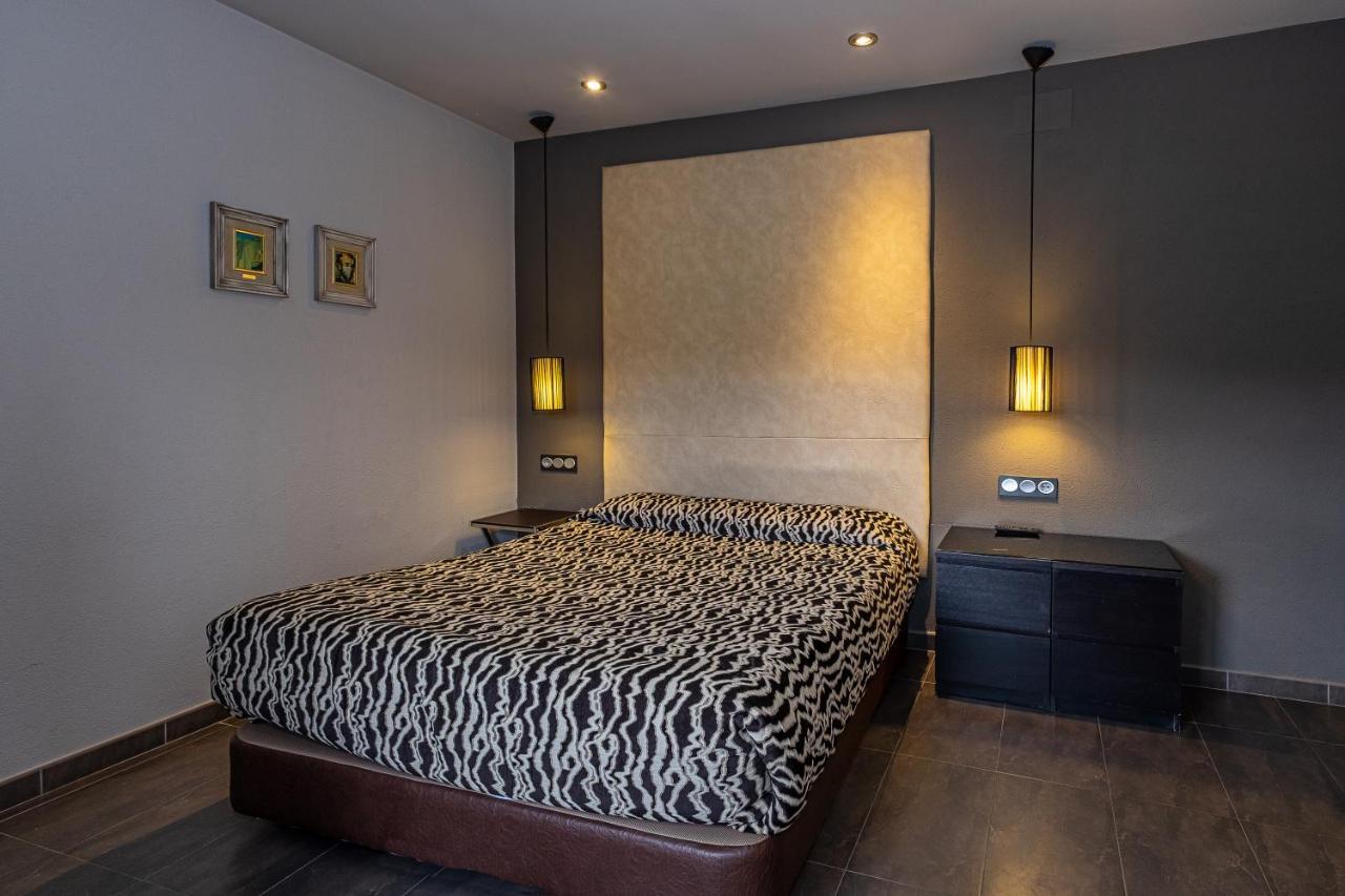 Fonda Matia Hotel Bellver De Cerdanya Ngoại thất bức ảnh