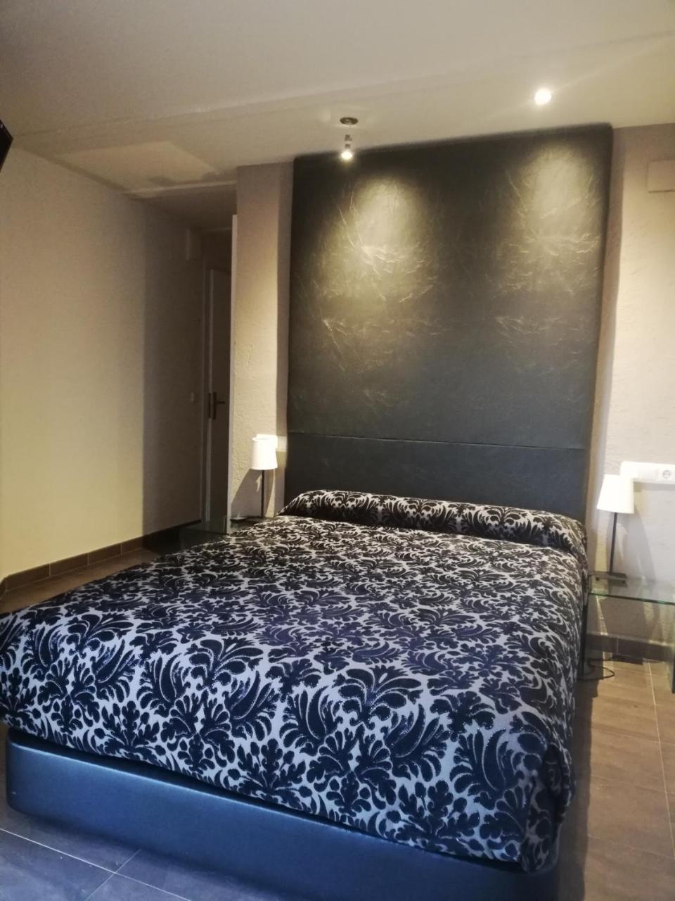 Fonda Matia Hotel Bellver De Cerdanya Ngoại thất bức ảnh