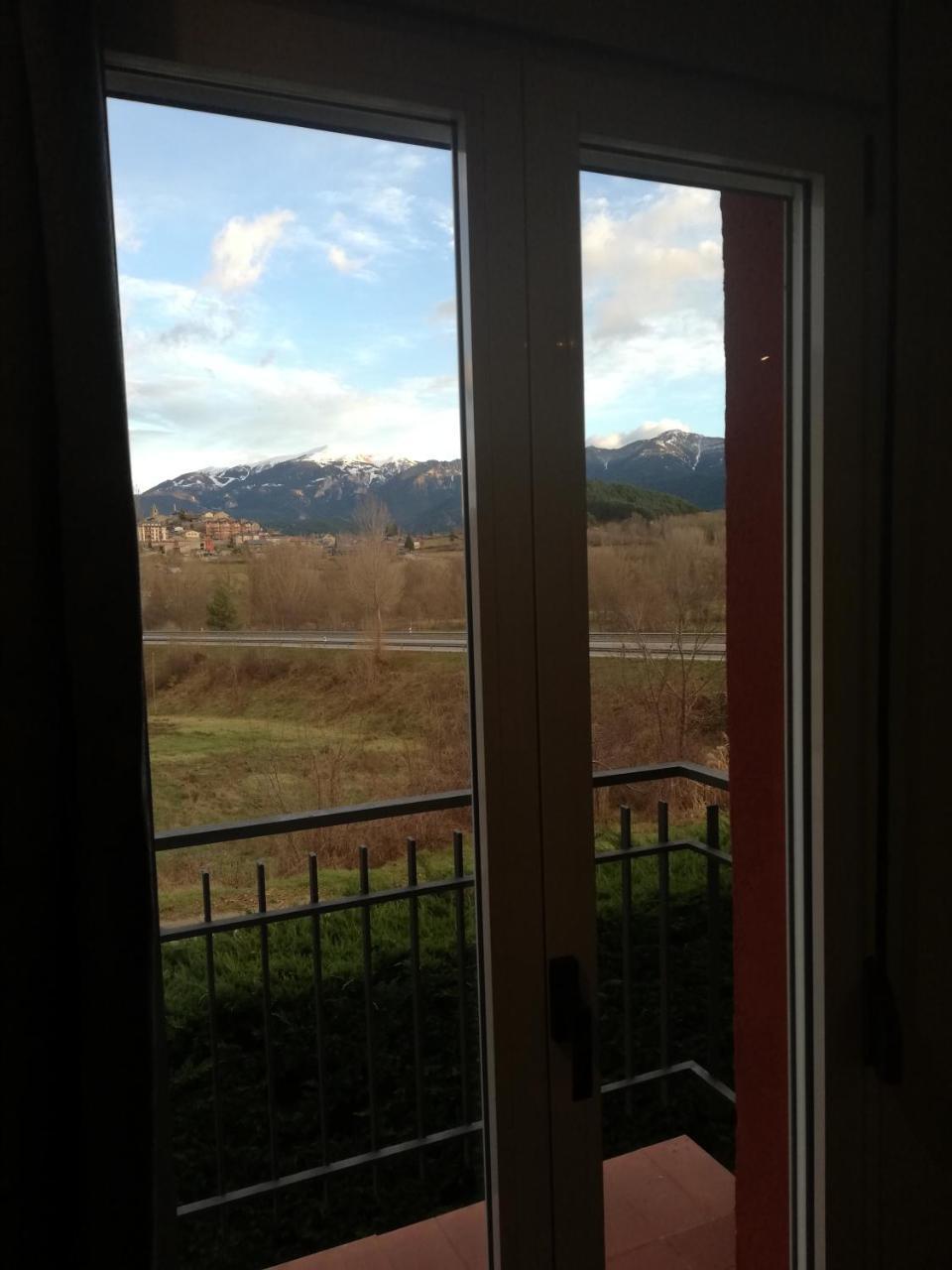 Fonda Matia Hotel Bellver De Cerdanya Ngoại thất bức ảnh