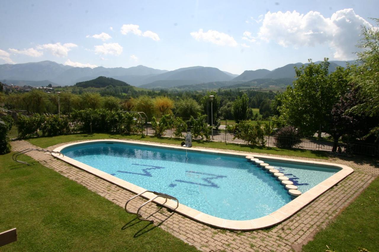 Fonda Matia Hotel Bellver De Cerdanya Ngoại thất bức ảnh